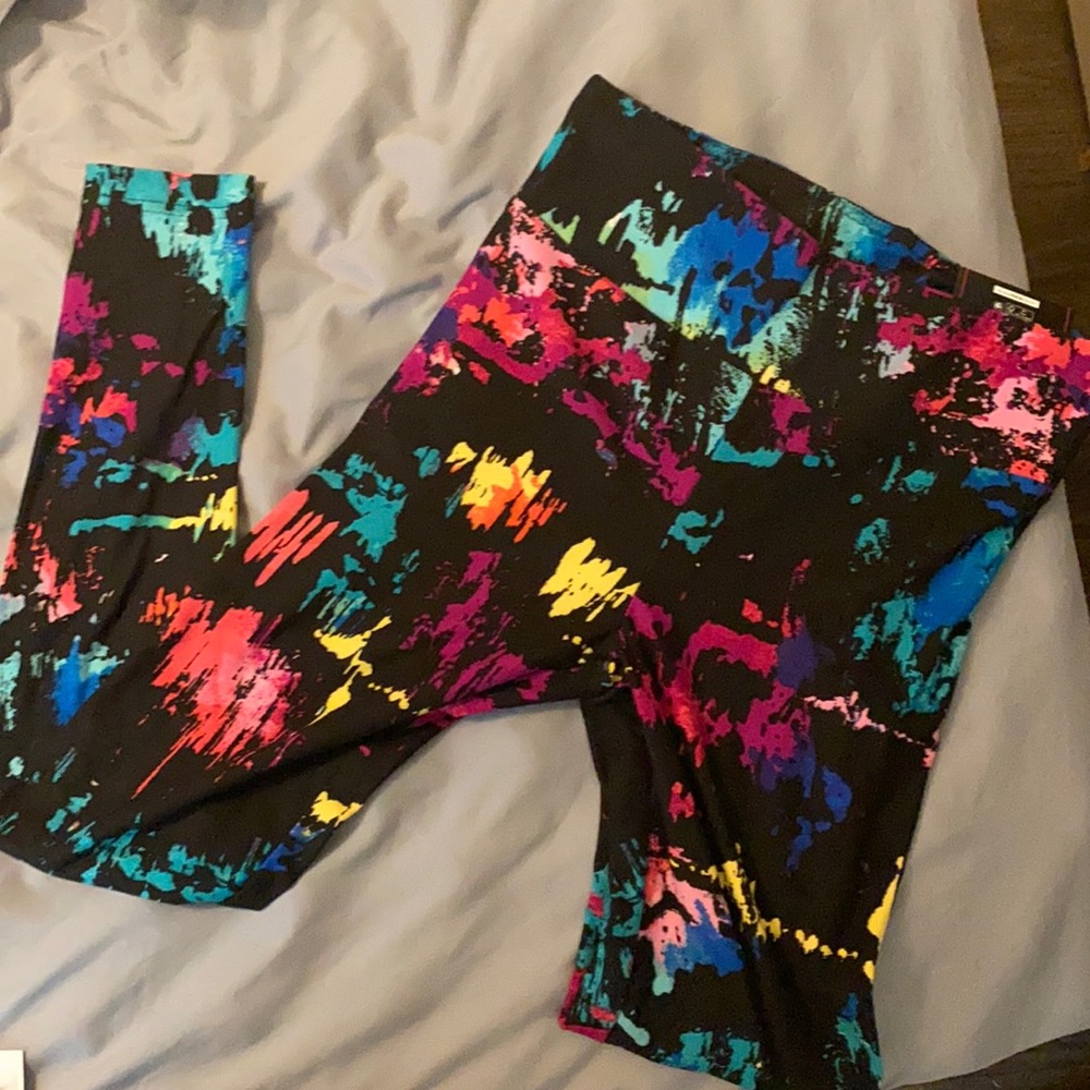 NWT Leggings